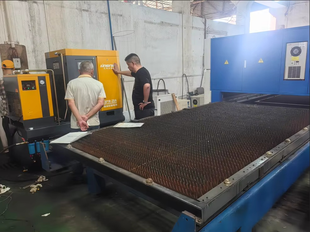 Laser Load Screw Compressors E – Industrial Laser Market recenzja i cena