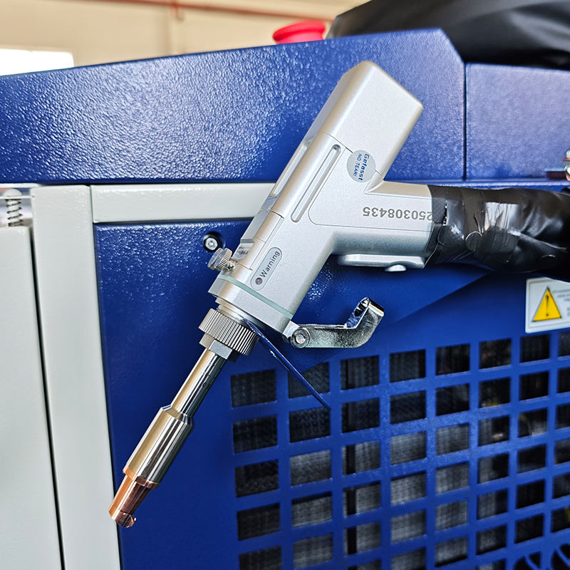 Precision 1500W 2000W 3000W Au – Industrial Laser Repair recenzja i cena